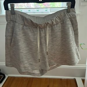 Lulu On the fly shorts - NWOT